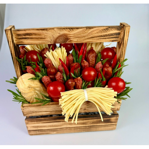 Композиция из колбас с сырами и овощами "Для него" Композиция из колбас с сырами и овощами "Для него"